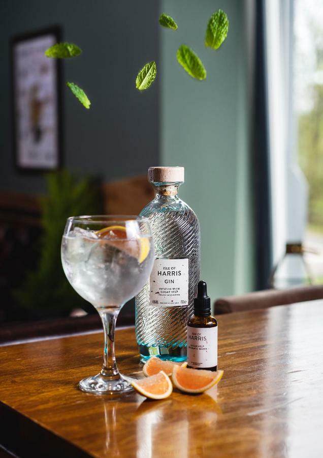 Ben Cruachan Inn - Restaurant, Pub With Rooms Loch Awe Εξωτερικό φωτογραφία